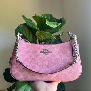 NWT Coach! Teri Shoulder Bag In Signature Canvas 🎀 Dusty Pink🎀
